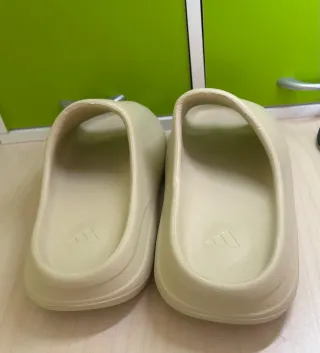 Yeezy Slide Bone - Originali con Ricevuta - 44