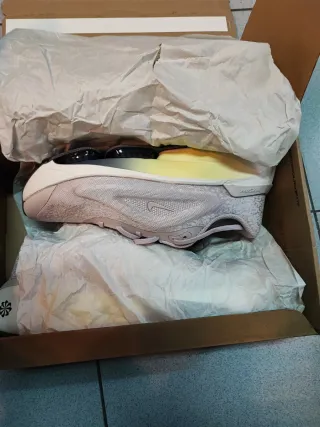 Tênis Nike Versair Rosa/Cinza