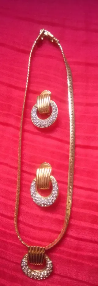 JUEGO COLLAR CIRCONITAS