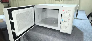 Microondas Balay Blanco se encuentra en Escalona.