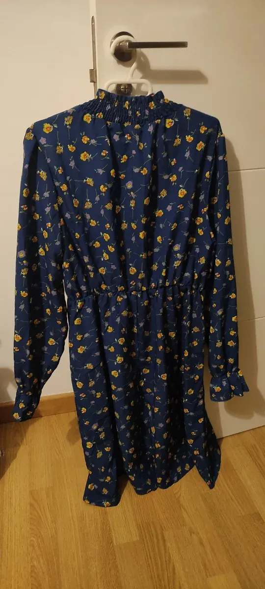 Vestido azul floral amarillo