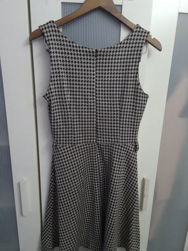 Vestido Patas de Gallo Tamanho M