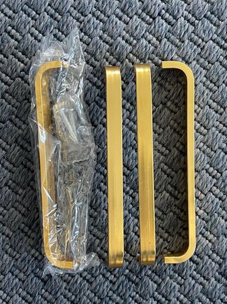 4 Tiradores Dorados 128mm