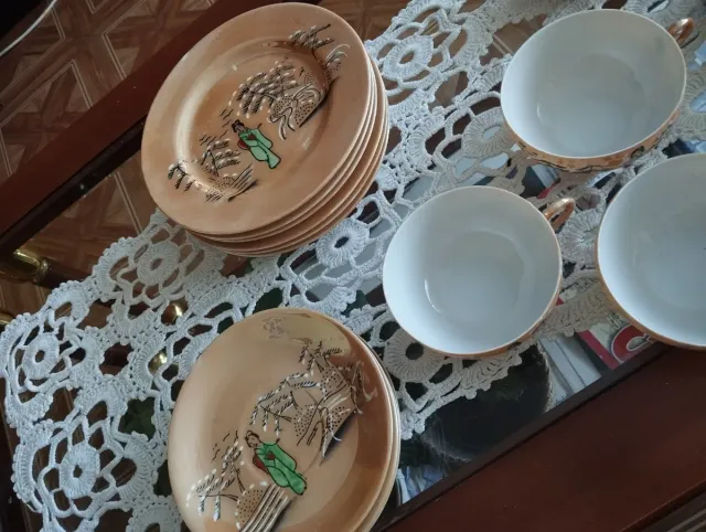 Juego de café porcelana dorado