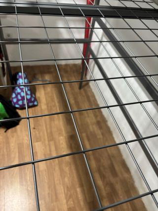 Cama alta IKEA metálica