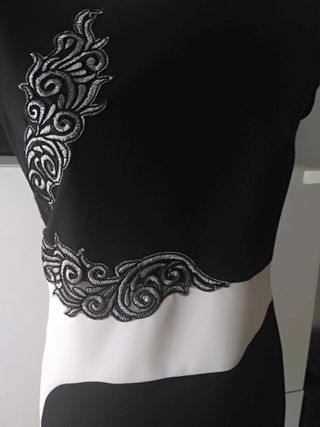 Vestido vistoso y elegante. Talla 40