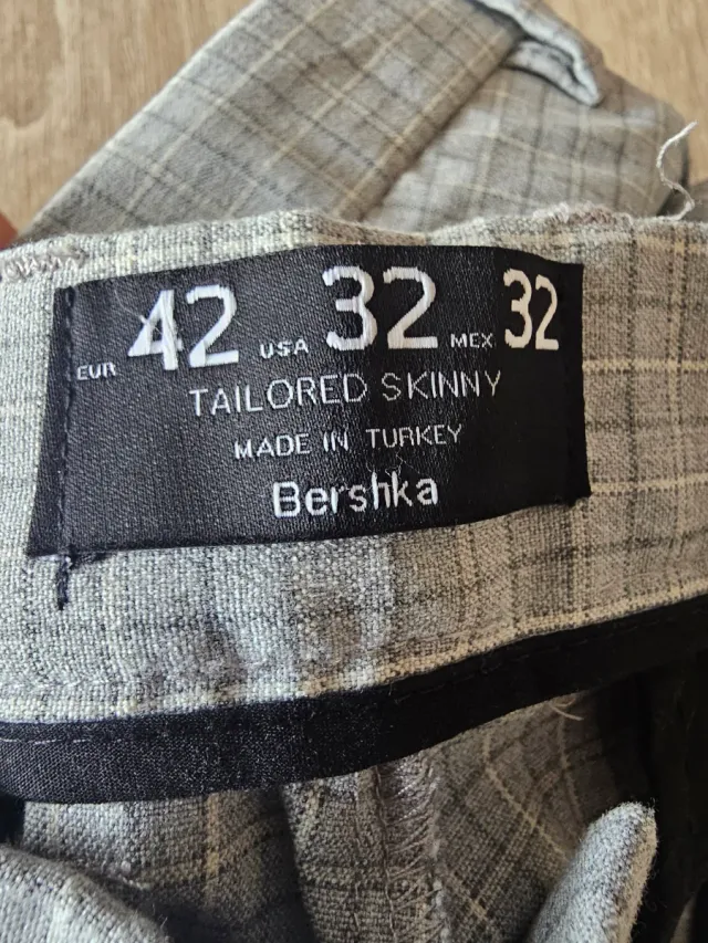 Lote de 2 pantalones de vestir grises a cuadros