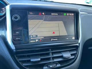 Peugeot 2008 2017 ACCIDENTADO