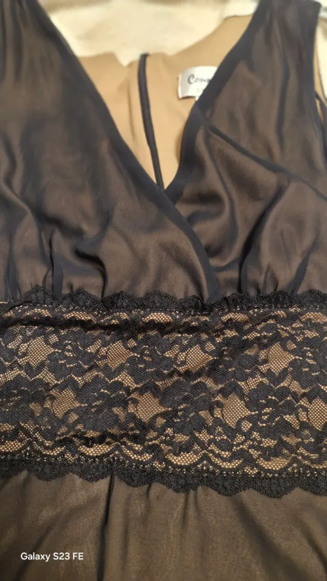 Vestido de cóctel negro y marrón