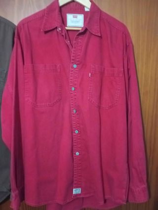 Camisetas Lewis Marrón y Rojas