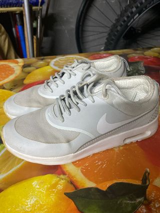 Zapatillas Nike Air Max Tavas Gris Blancas