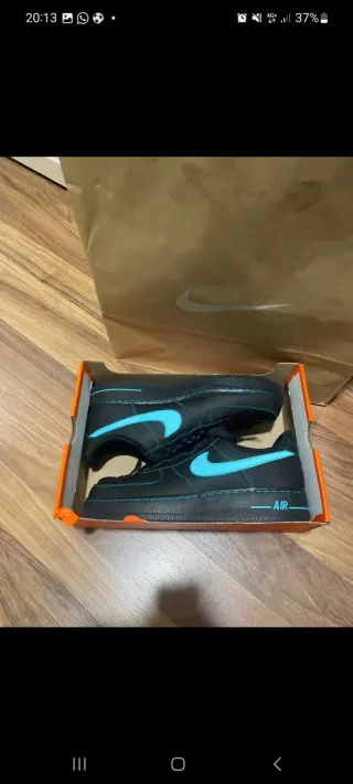 Nike Air Force 1 LV8 Un-Tiffany Negro/Turquesa