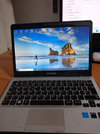 Ordenador Portátil Negro/Gris