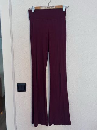 Pantalones Leggings Flare Granate