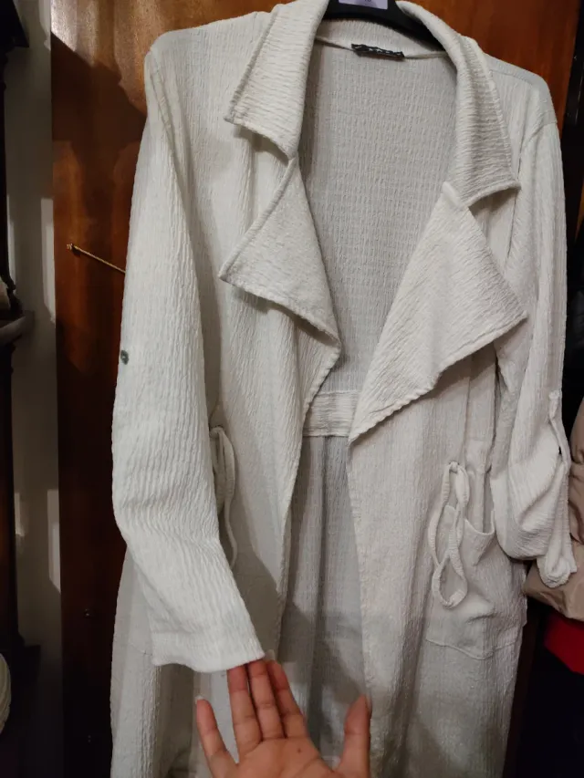 Giacchetta bianca molto elastica