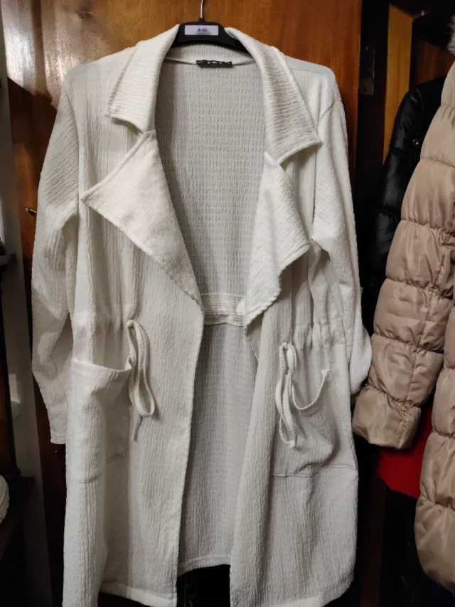 Giacchetta bianca molto elastica