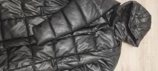 Abrigo acolchado Pull&Bear negro