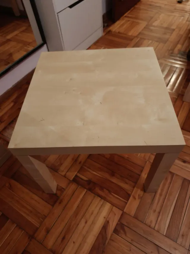Comodini gemelli in legno chiaro IKEA