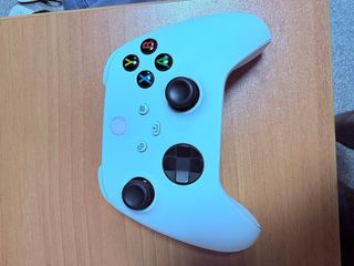 Xbox One S Bianca