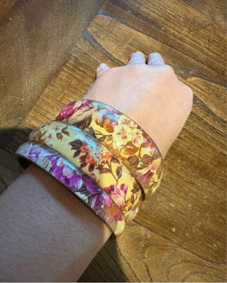 Lote 3 pulseras fantasía flores