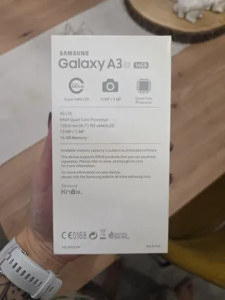 Samsung Galaxy A3 blanco