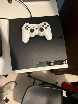 Consola PS3 con juegos PS1 y PS2
