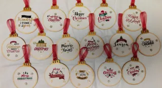 Decoupage bolas,  adornos de Navidad ( set de 16)