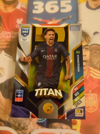 Carta Panini FIFA 365 Titan Marquinhos