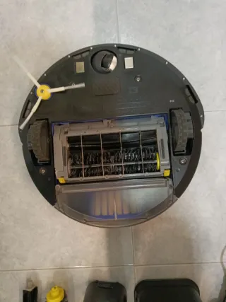 iRobot Roomba 650  batería y accesorios a estrenar