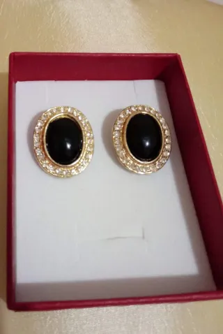 PENDIENTES CIRCONITAS NEGRO