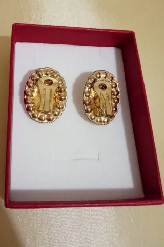 PENDIENTES CIRCONITAS NEGRO