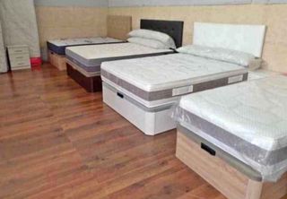 Colchón y canapé abatible