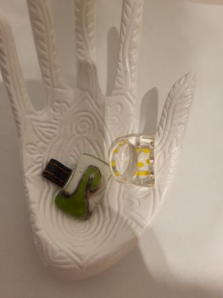 Anillo artesano con cuero