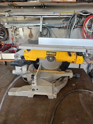 Tronzadora Dewalt para madera