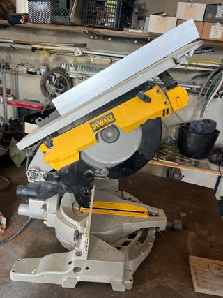 Tronzadora Dewalt para madera