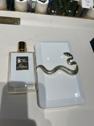 Perfume Kilian Edición Limitada + Clutch Serpiente