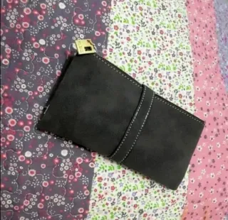 Monedero de piel gris