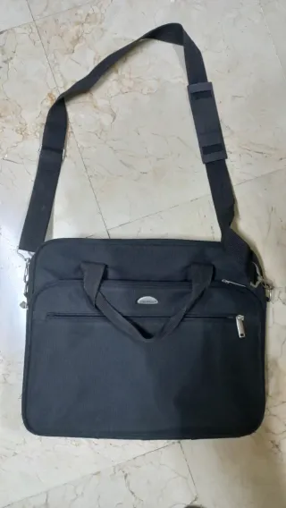 Maletín para portátil negro
