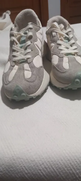 Zapatillas Ulanka Beige y Gris