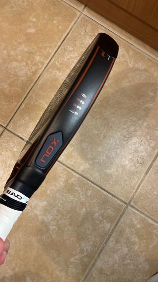 Pala de Pádel NOX Negra con Funda