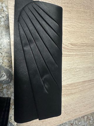 Bolso de fiesta tipo cartera negro