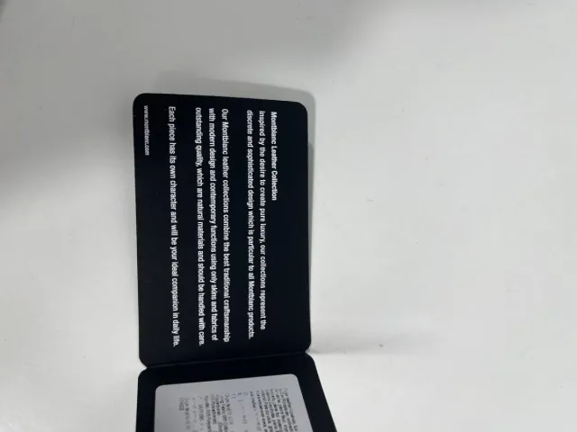 Pochette Montblanc Negra y Azul