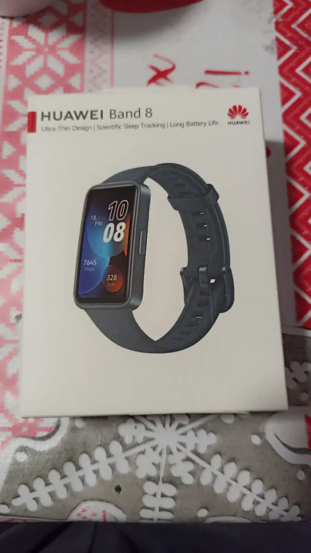 Huawei Band 8 Nero. 2 unità a 35€ ciascuna.