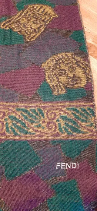 Sciarpa Fendi Vintage Teste Romane