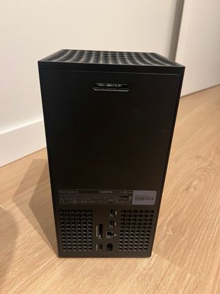 Xbox Series X + 2 Mandos + Cyberpunk 2077