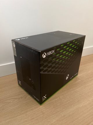 Xbox Series X + 2 Mandos + Cyberpunk 2077