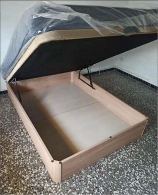 Canapé, testate e materassi nuovi in offerta speciale!!