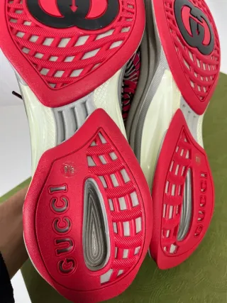 Zapatillas Gucci Run Negras y Rojas