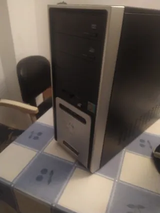 Ordenador antiguo 2005