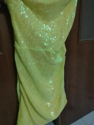 Vestido fiesta lentejuelas amarillo